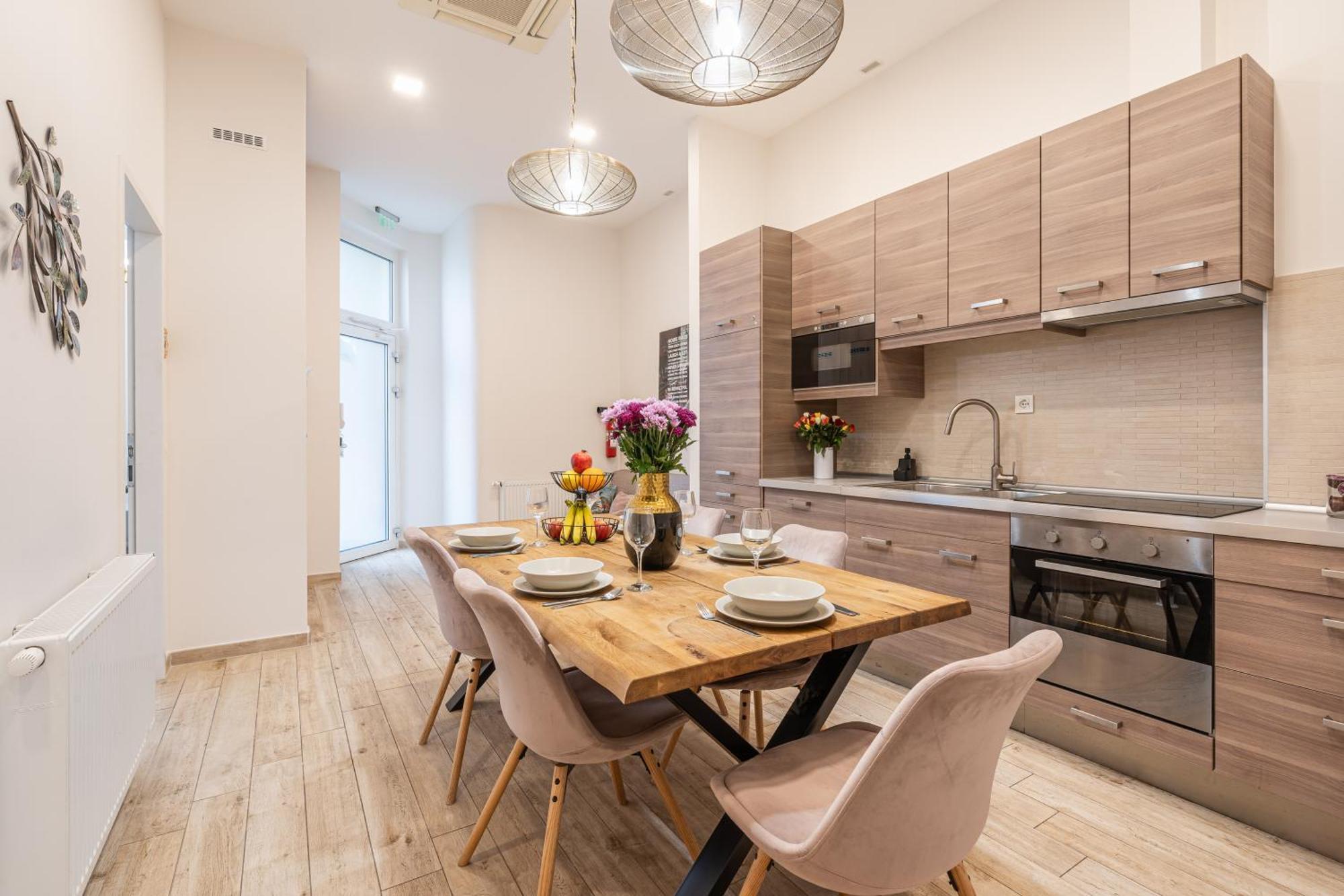 Basilika Monnalisa Luxury 3 Bedrooms Apartment With Amazing View Need Reservation X Free Parking Будапеща Екстериор снимка